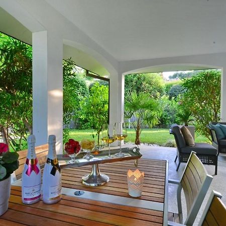 Italia Living Villa Паденге-суль-Гарда Екстер'єр фото