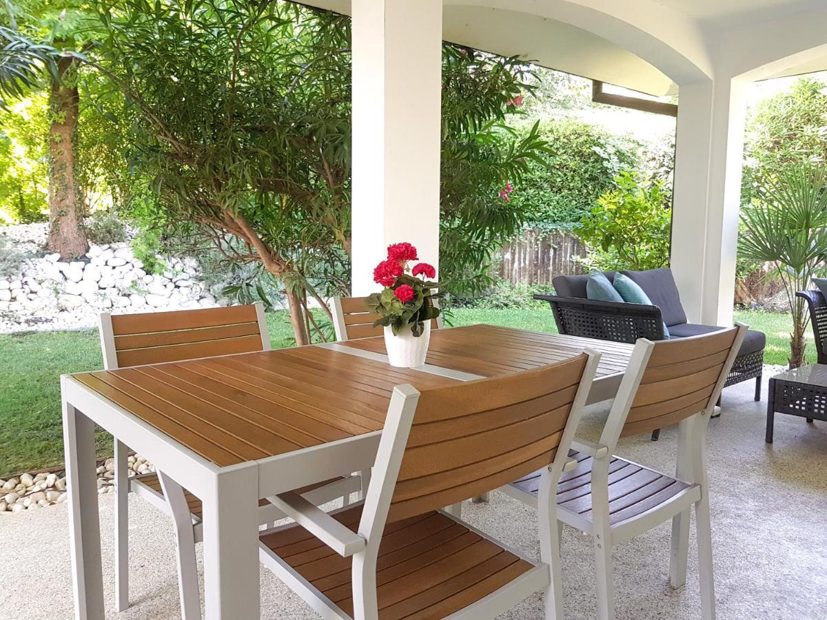 Italia Living Villa Паденге-суль-Гарда Екстер'єр фото