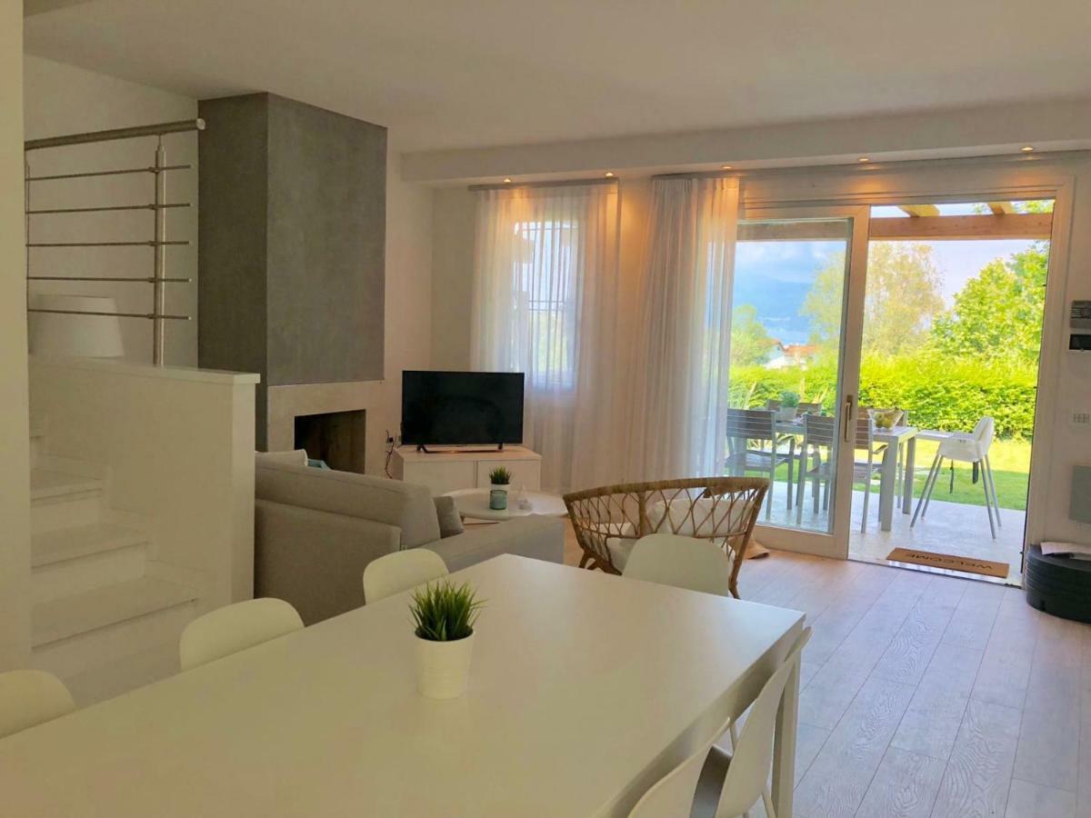 Italia Living Villa Паденге-суль-Гарда Екстер'єр фото